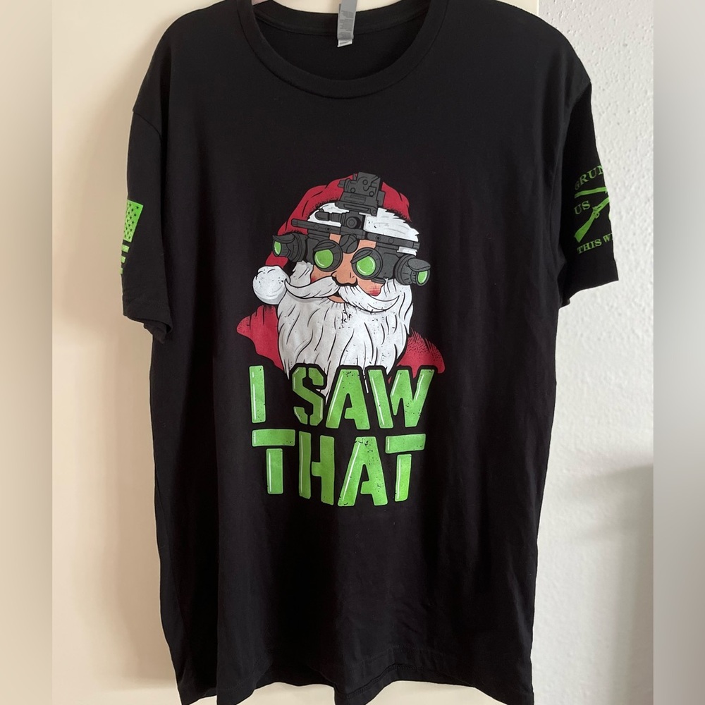 Grunt style santa graphic tee